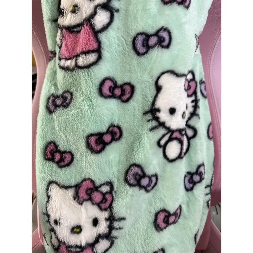 Hello Kitty Throw Blanket Ultra Fine Faux Green Fur Bowtastic Pink 2024 Sanrio